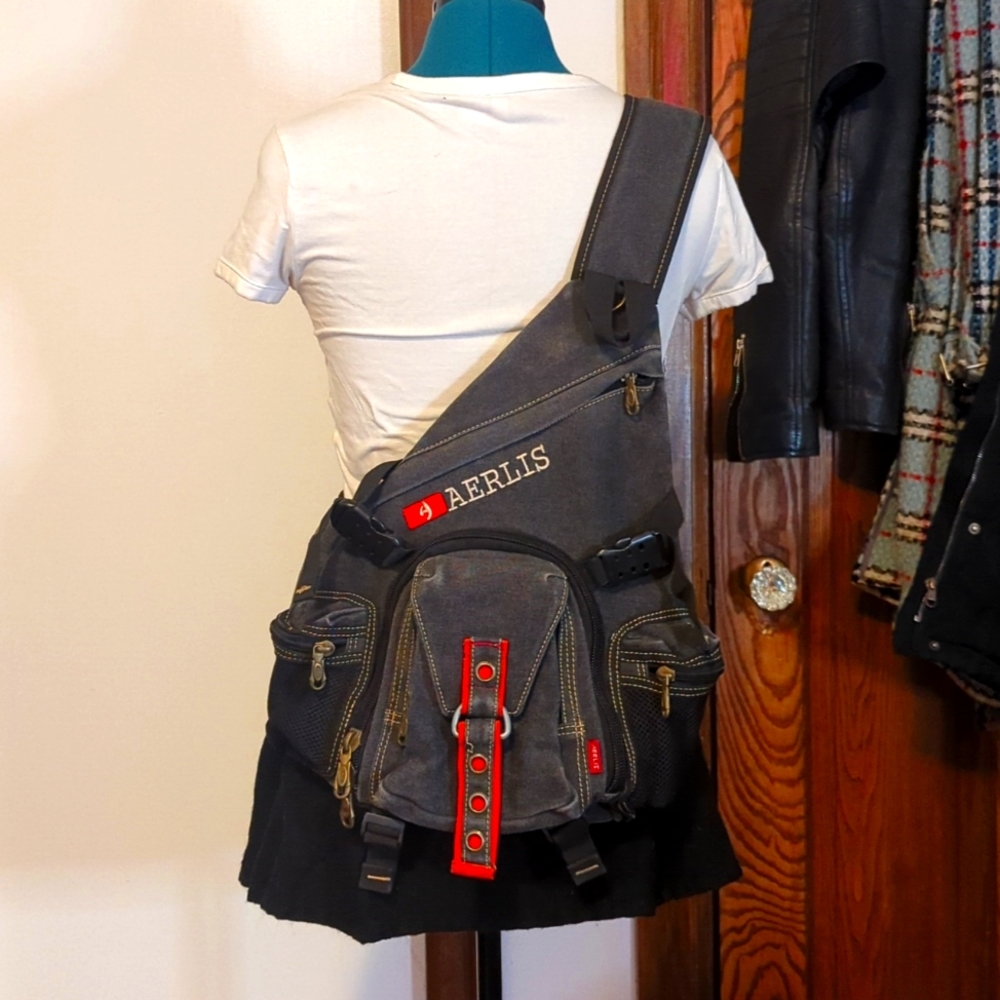 AERLIS Messenger/ Hiking Bag